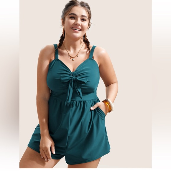 BloomChic Plain Bowknot Pocket Gathered One Piece Swimsuit - Picture 3 of 5